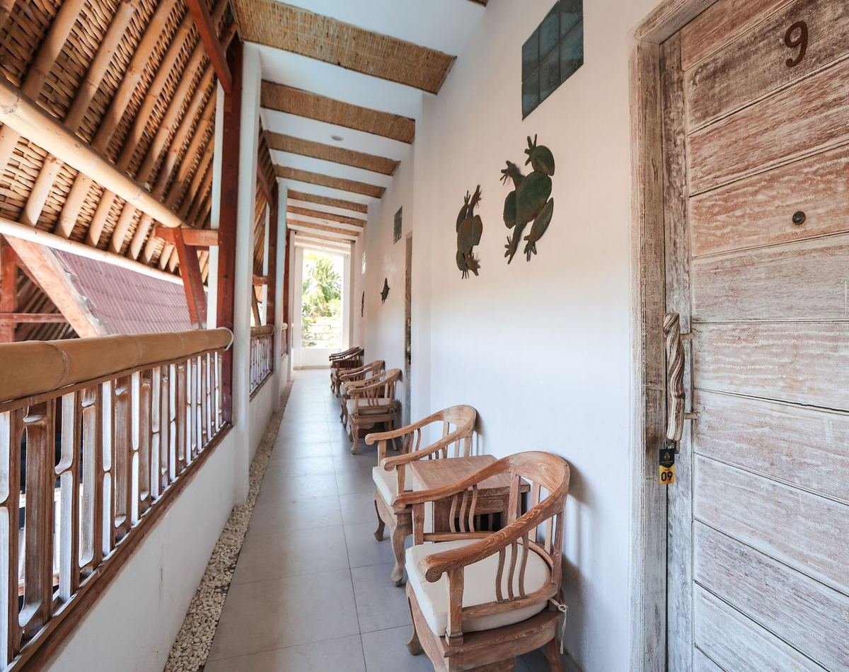 The carved corridor at The 5 Brothers Hotel
